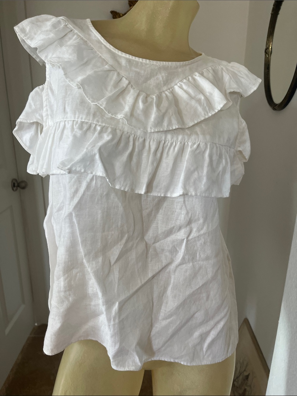 Neiman Marcus White Ruffle Linen-Blend Blouse